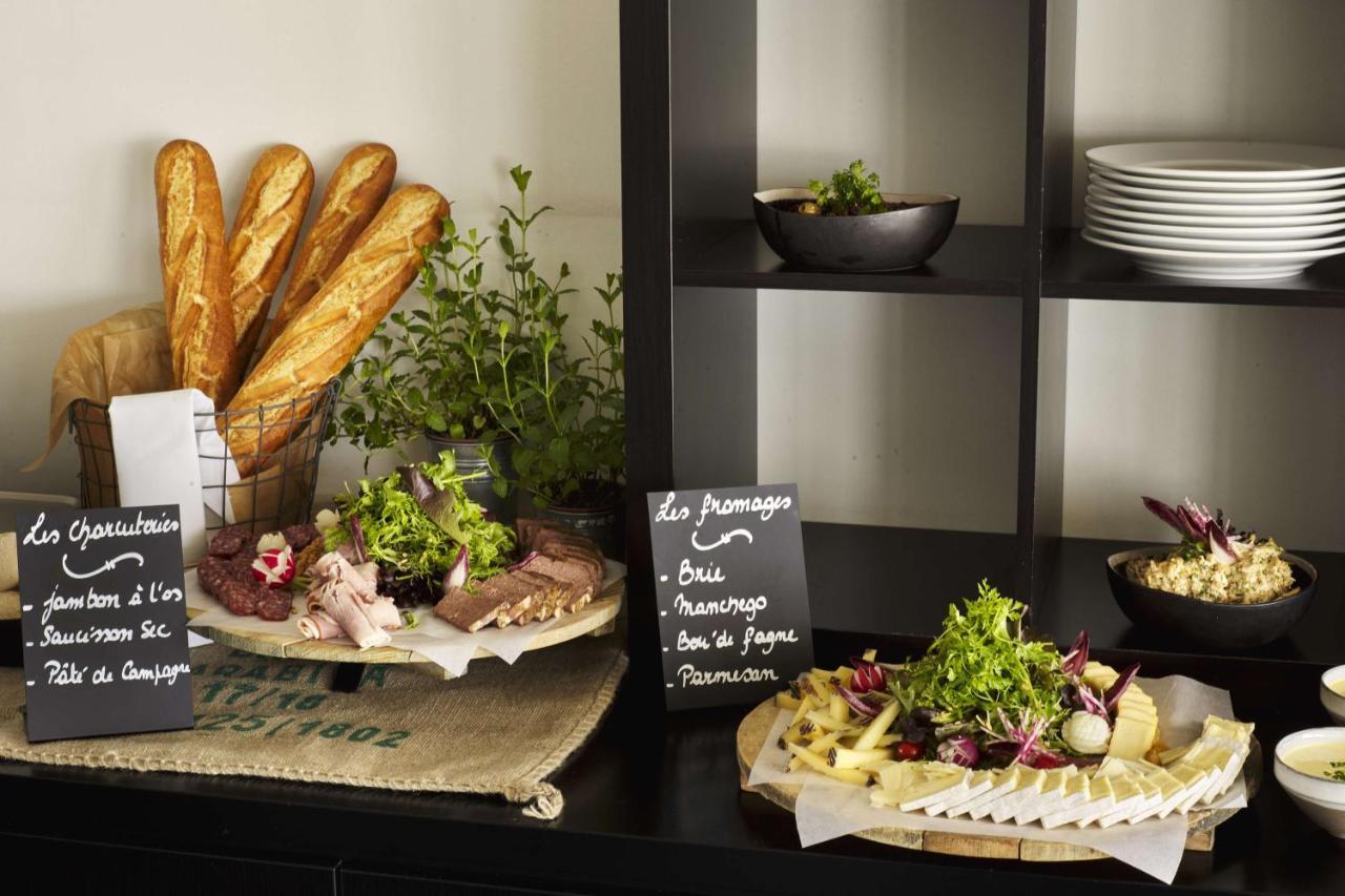 Park Inn By Radisson Liege Airport Grace-Hollogne Bagian luar foto