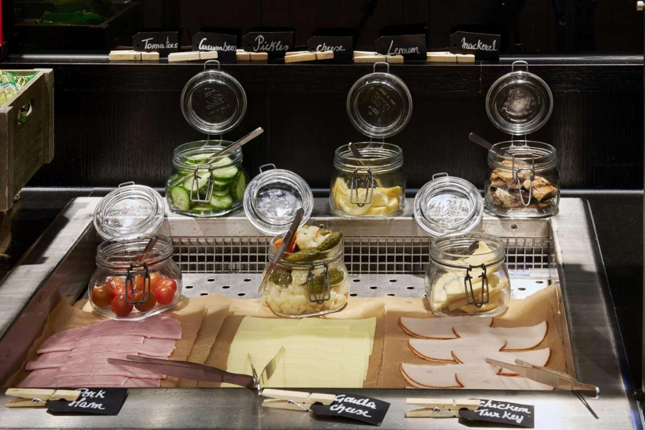 Park Inn By Radisson Liege Airport Grace-Hollogne Bagian luar foto