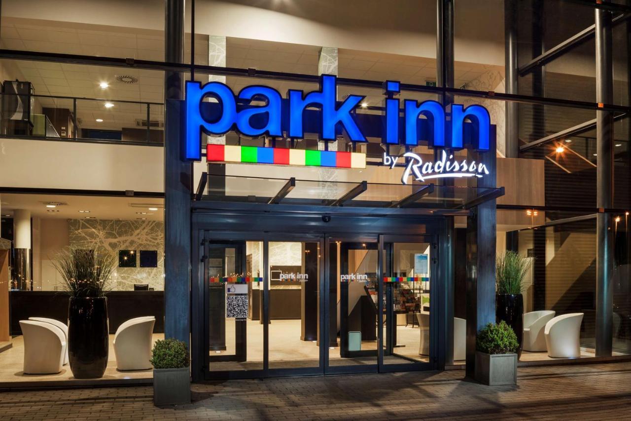 Park Inn By Radisson Liege Airport Bagian luar foto